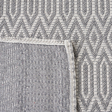 Safavieh Martha Stewart Collection by SAFAVIEH 3' 
