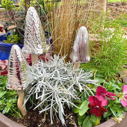 Bosmere W122 Ceramic Silver Tinkling Toadstools-Set of 3 Outdoor décor