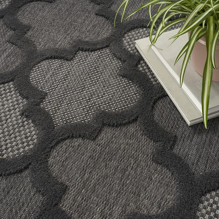 Andrea Stark Home Collection Gate 100% Wool Rug - 7'6" x 9'6"
