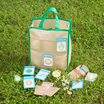 Melissa & Doug |Juego de búsqueda del tesoro para interiores/exteriores Let's Explore| 3 años+