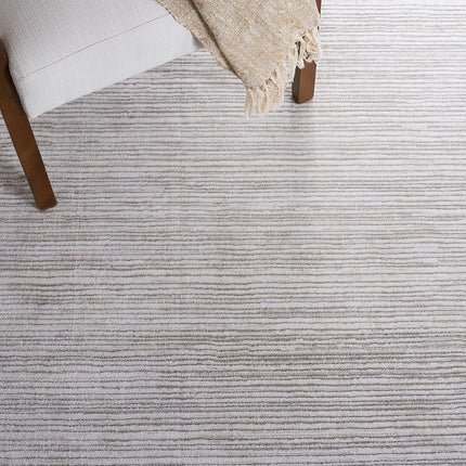 SAFAVIEH Vision Collection VSN606K Modern Contemporary Ombre Tonal Chic Non-Shedding Indoor Throw Rug, Entryway Living Room Foyer Bedroom Accent, 2' x 3', Ivory Grey