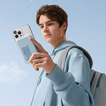 Anker <b>633</b> Magnetic Battery